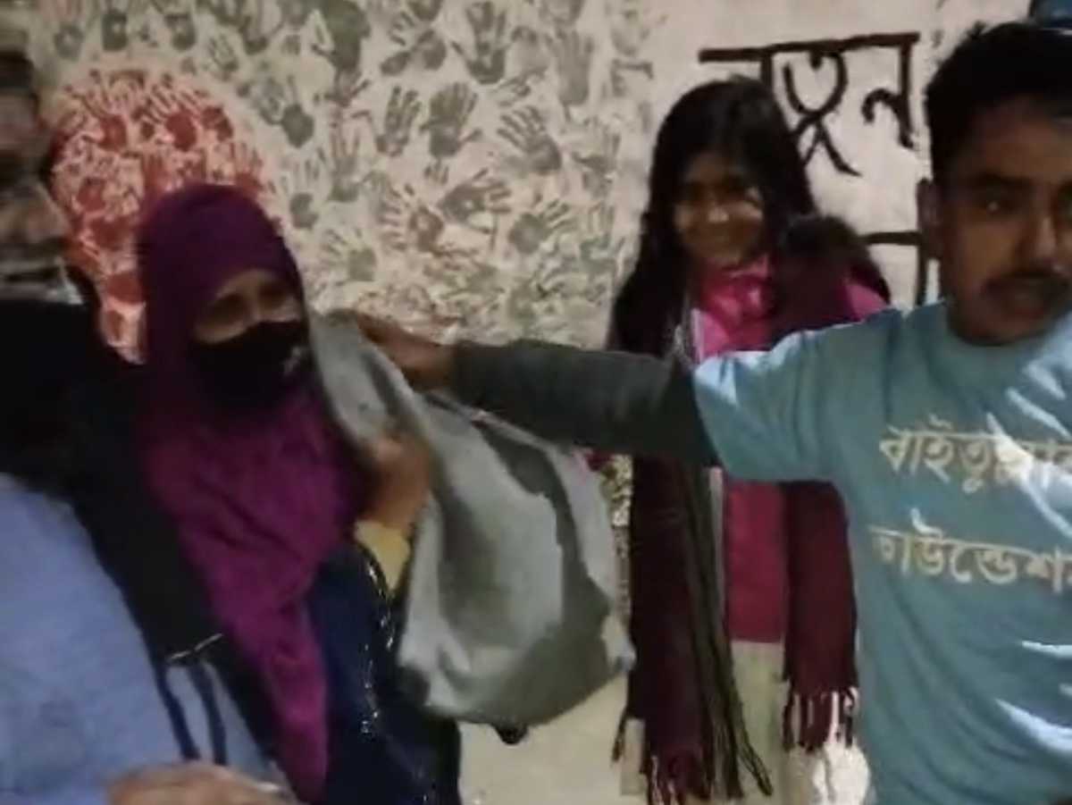 শীতবস্ত্র বিতরণ